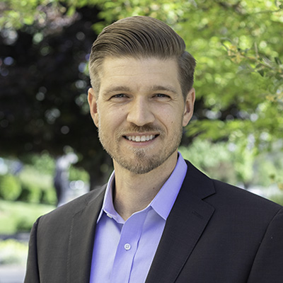 Tom Standish, Broker