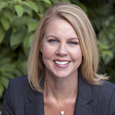 Kerri Standerwick, Broker